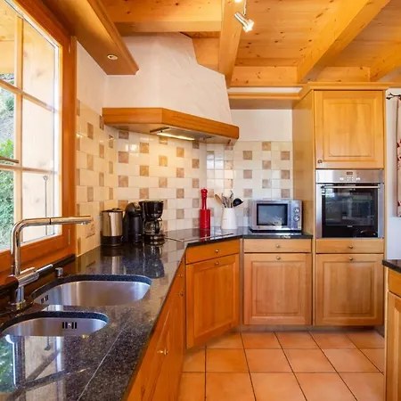 Chalet Grand Swiss Chalet Cou Cou For 10 Next To Skilift! *