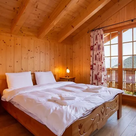 Grand Swiss Chalet Cou Cou For 10 Next To Skilift! *